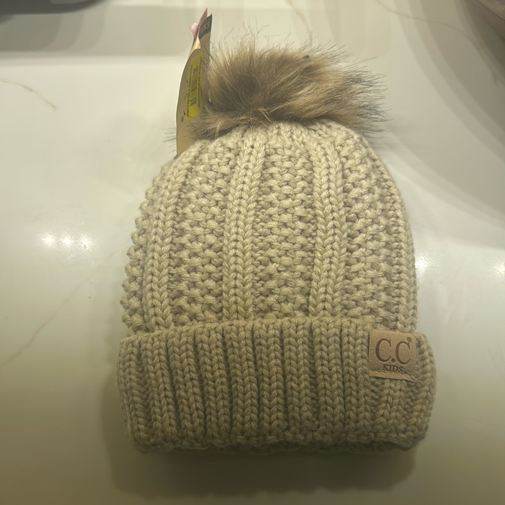 C.c. Kids beanie with fur Pom Pom